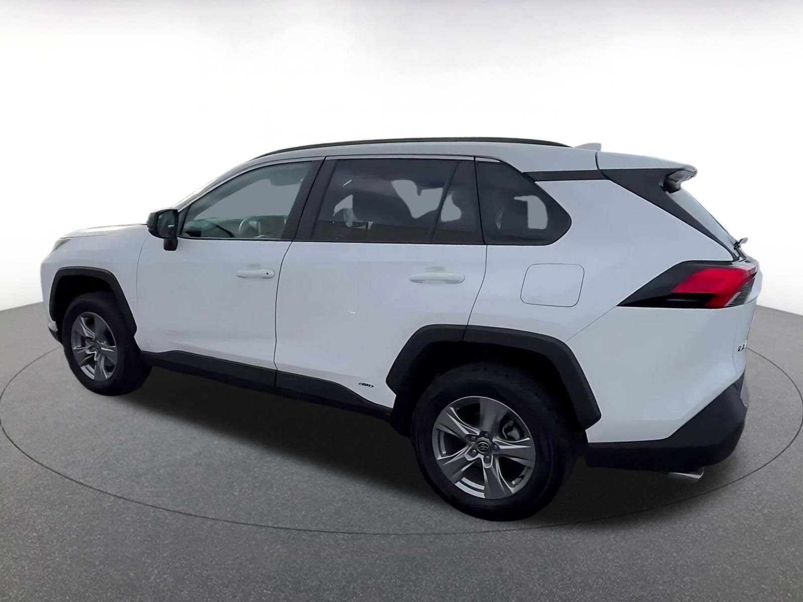 Thumbnail: 2025 Toyota RAV4 - 10