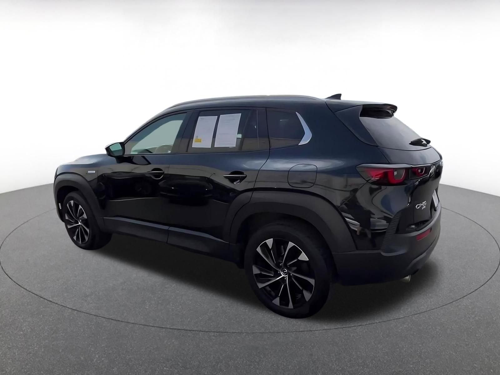 Thumbnail: 2025 Mazda CX-50 - 8
