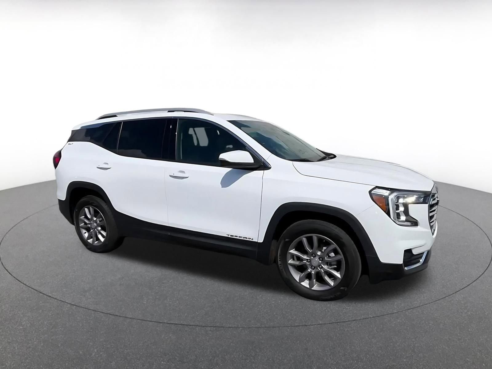 Thumbnail: 2024 GMC Terrain - 2