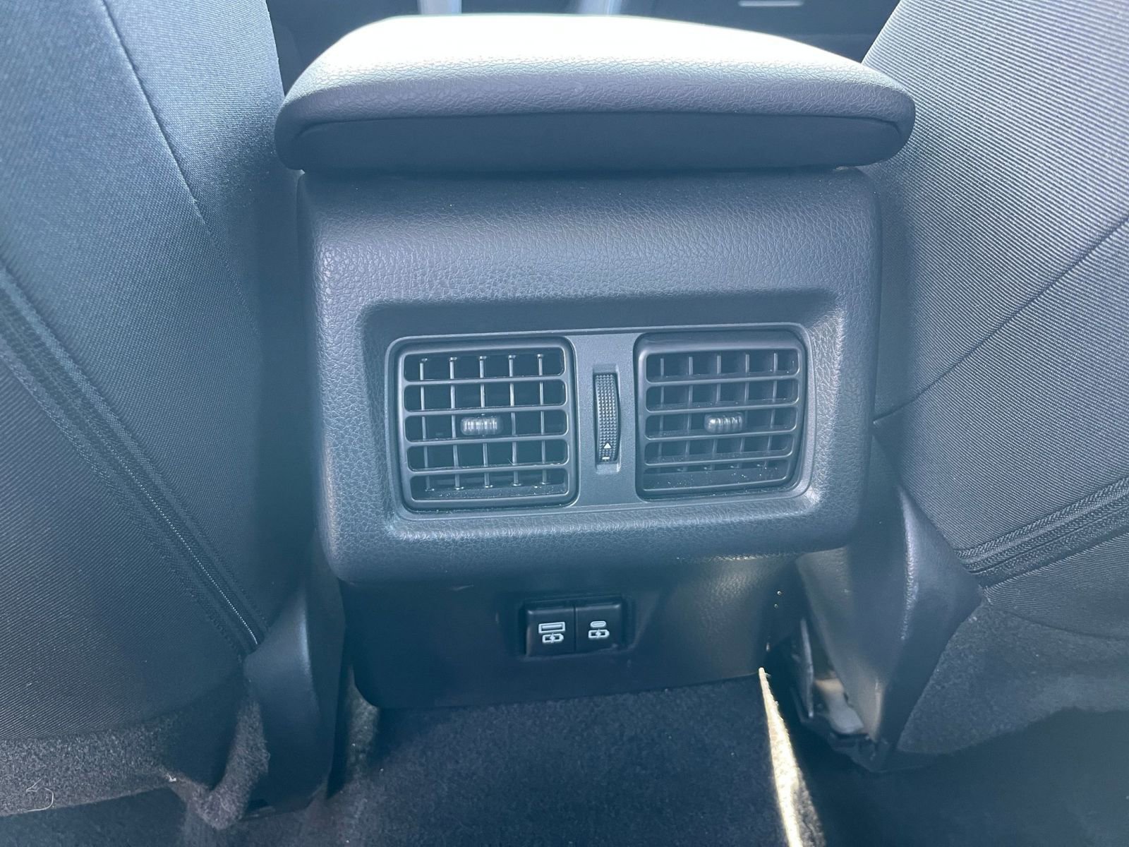 Thumbnail: 2025 Toyota Camry - 22