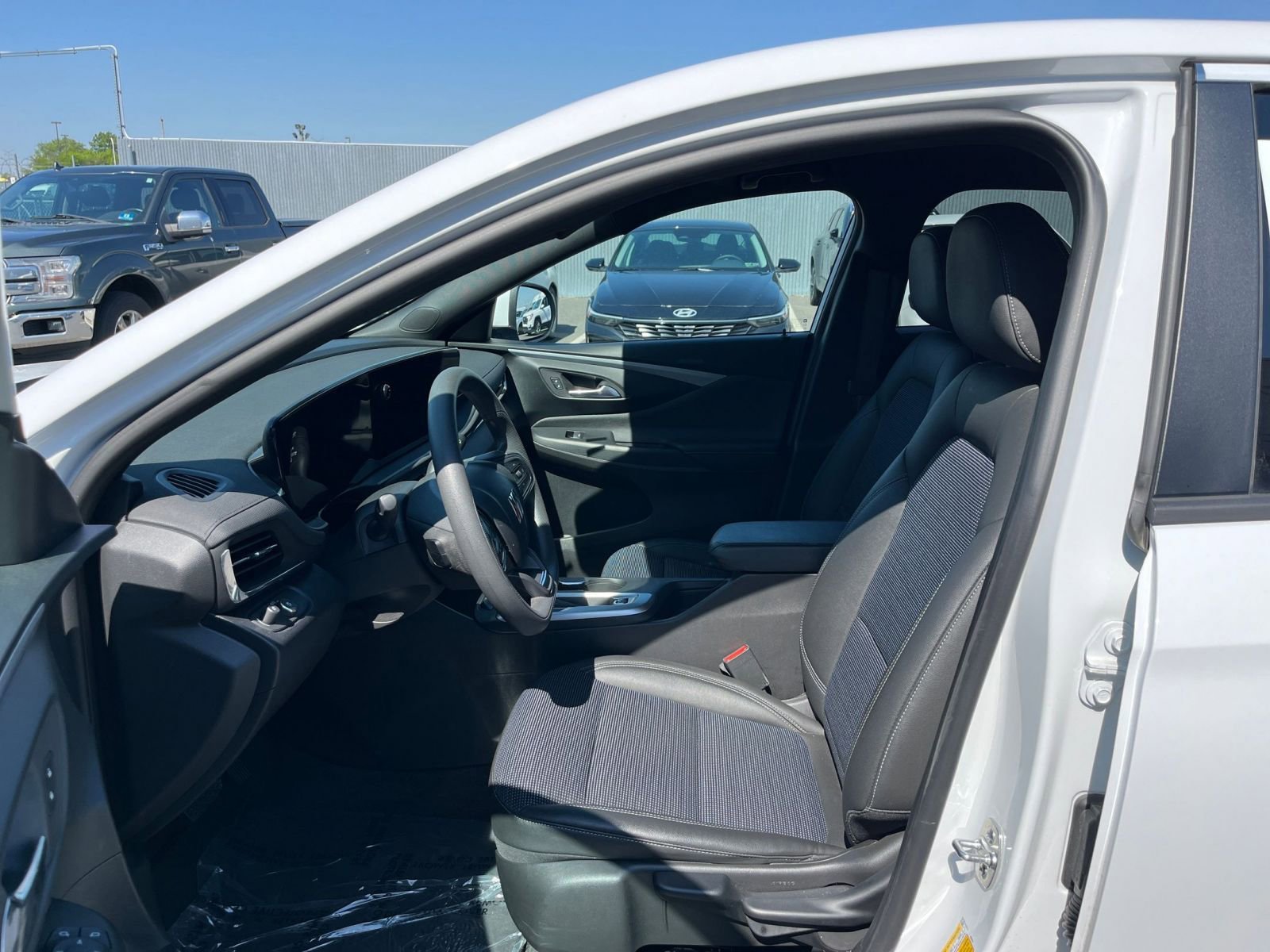 Thumbnail: 2025 Buick Envista - 27