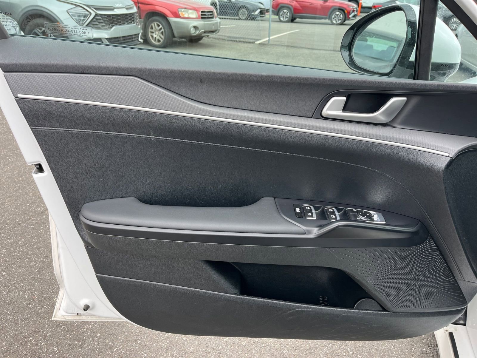 Thumbnail: 2025 Kia K5 - 18