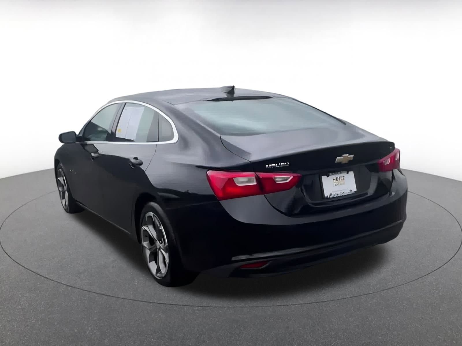 Thumbnail: 2023 Chevrolet Malibu - 12