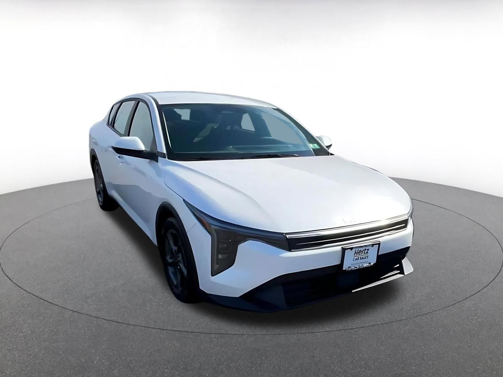 Thumbnail: 2025 Kia K4 - 3