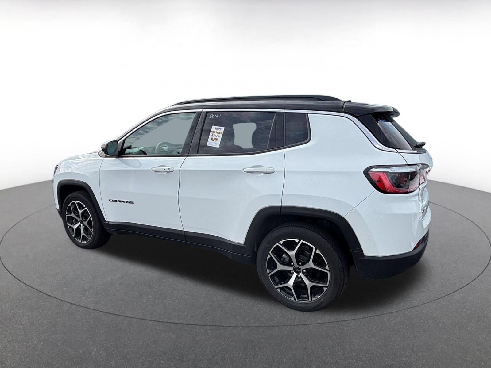 Thumbnail: 2025 Jeep Compass - 9