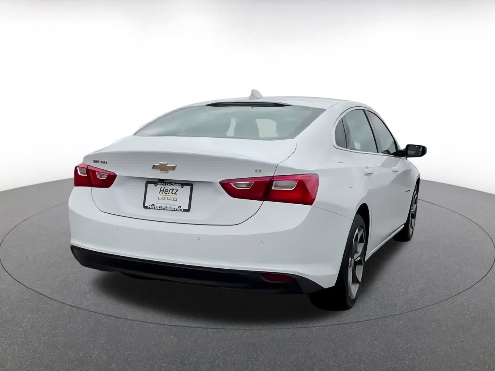 Thumbnail: 2024 Chevrolet Malibu - 12