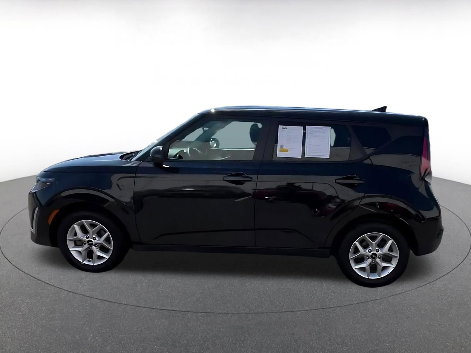 Thumbnail: 2025 Kia Soul - 8