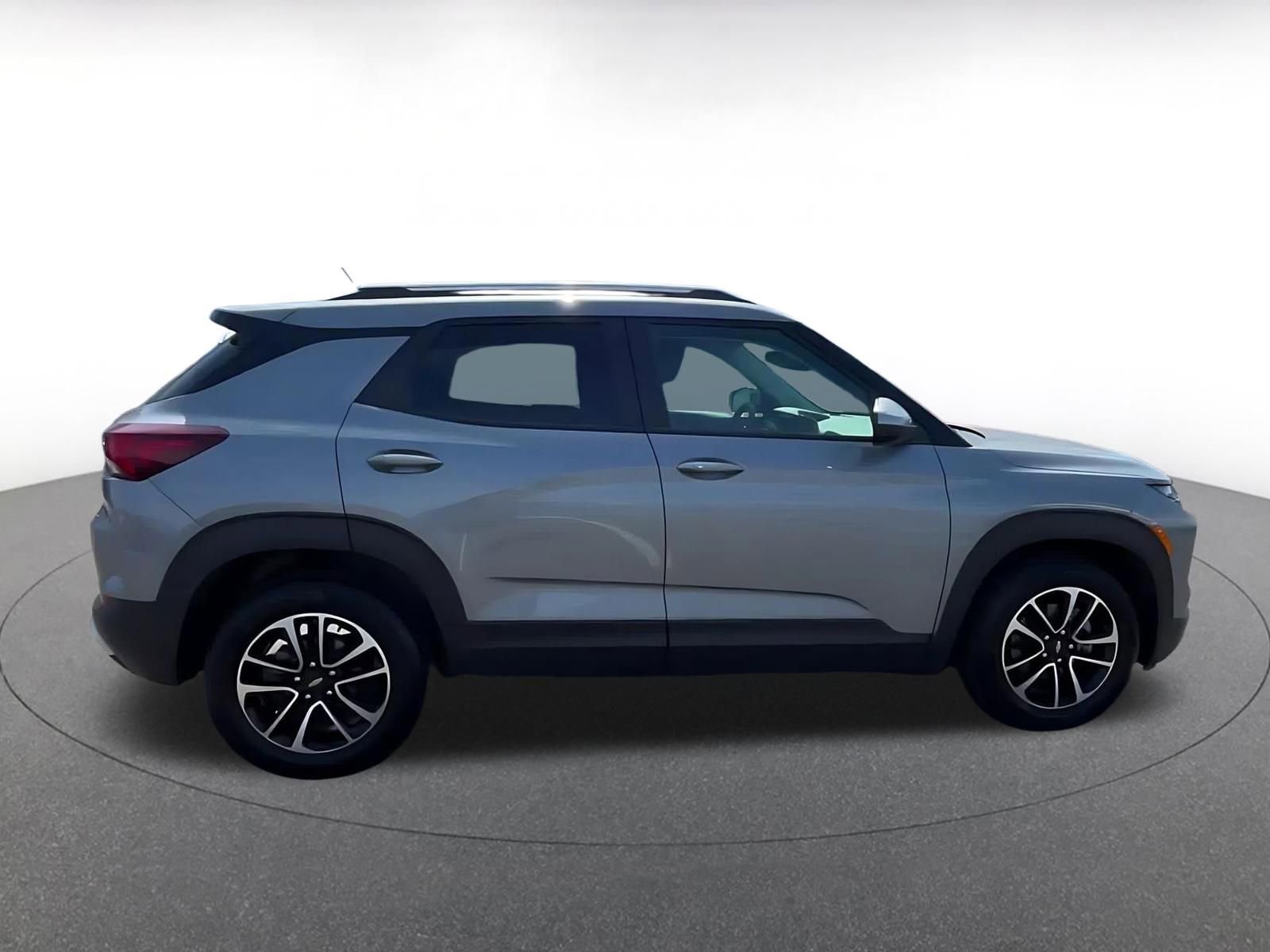 Thumbnail: 2025 Chevrolet TrailBlazer - 16