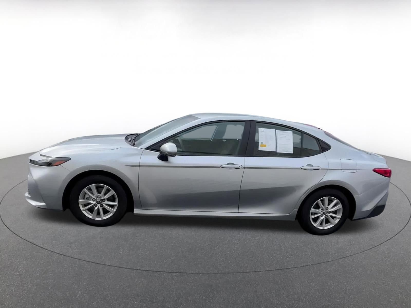 Thumbnail: 2025 Toyota Camry - 8