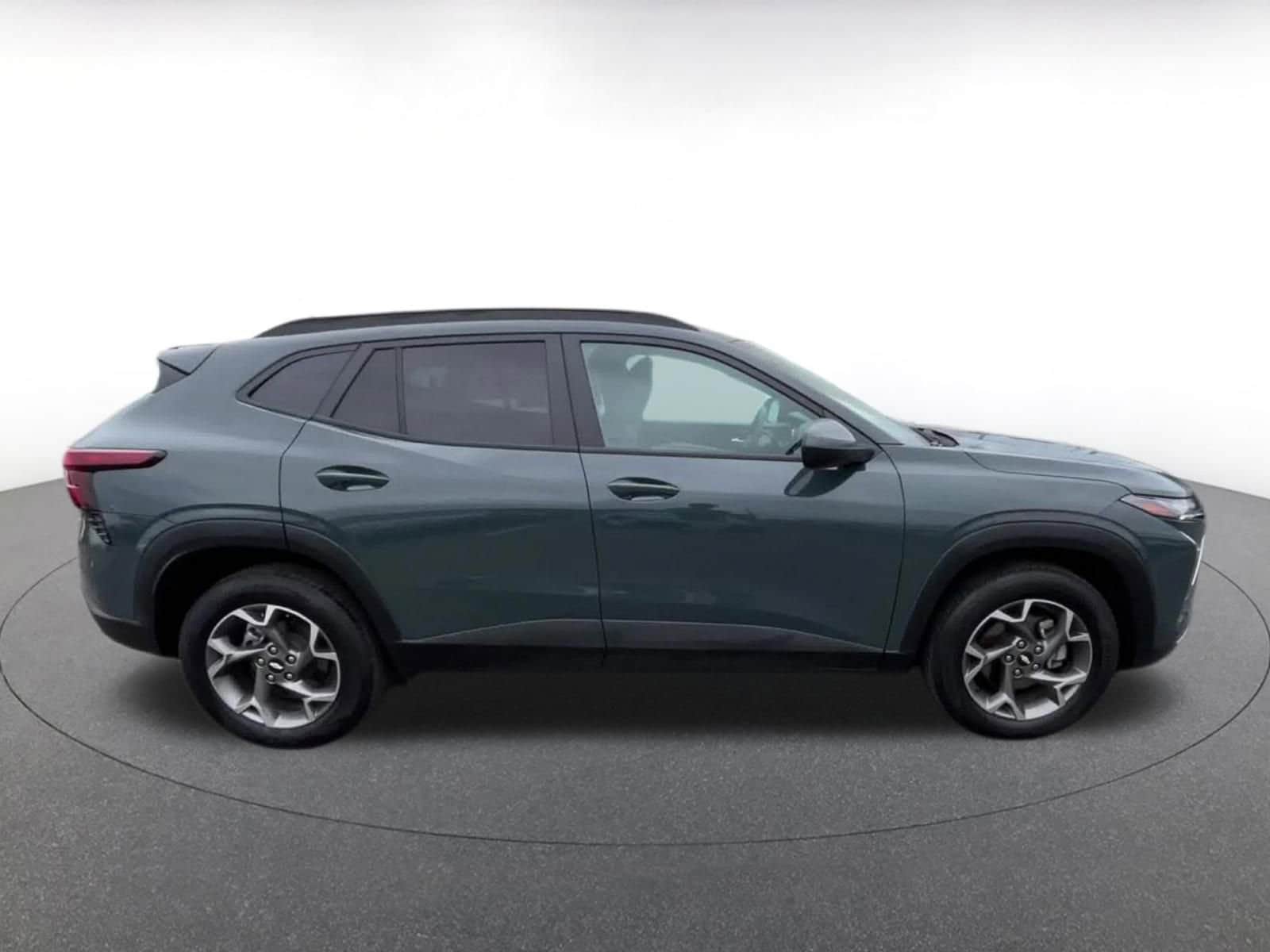 Thumbnail: 2025 Chevrolet Trax - 16