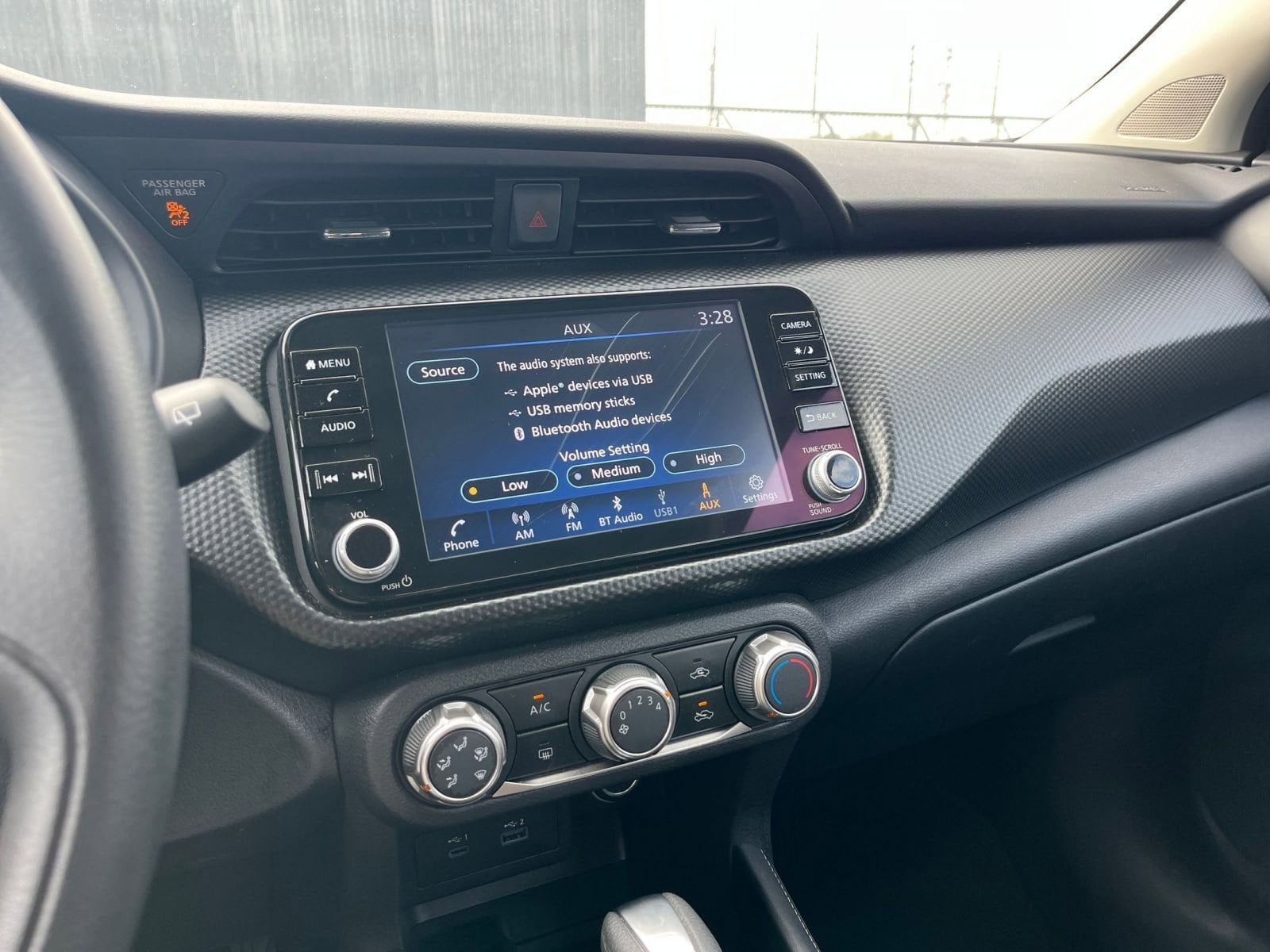 Thumbnail: 2024 Nissan Kicks - 21