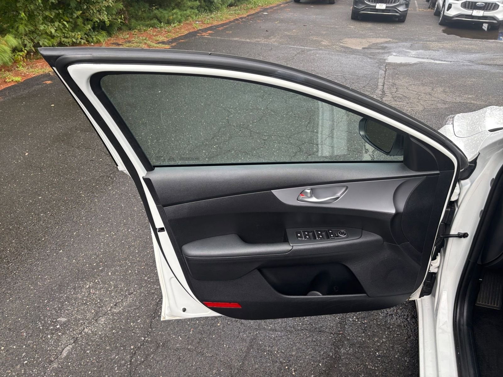 Thumbnail: 2024 Kia Forte - 20