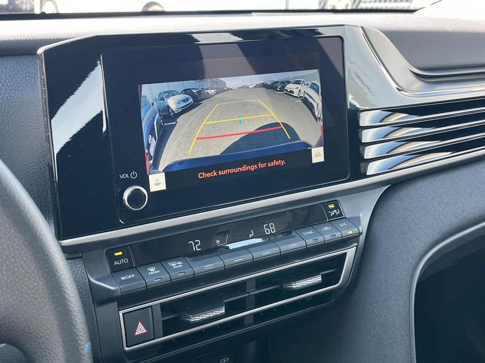 Thumbnail: 2025 Toyota Camry - 20