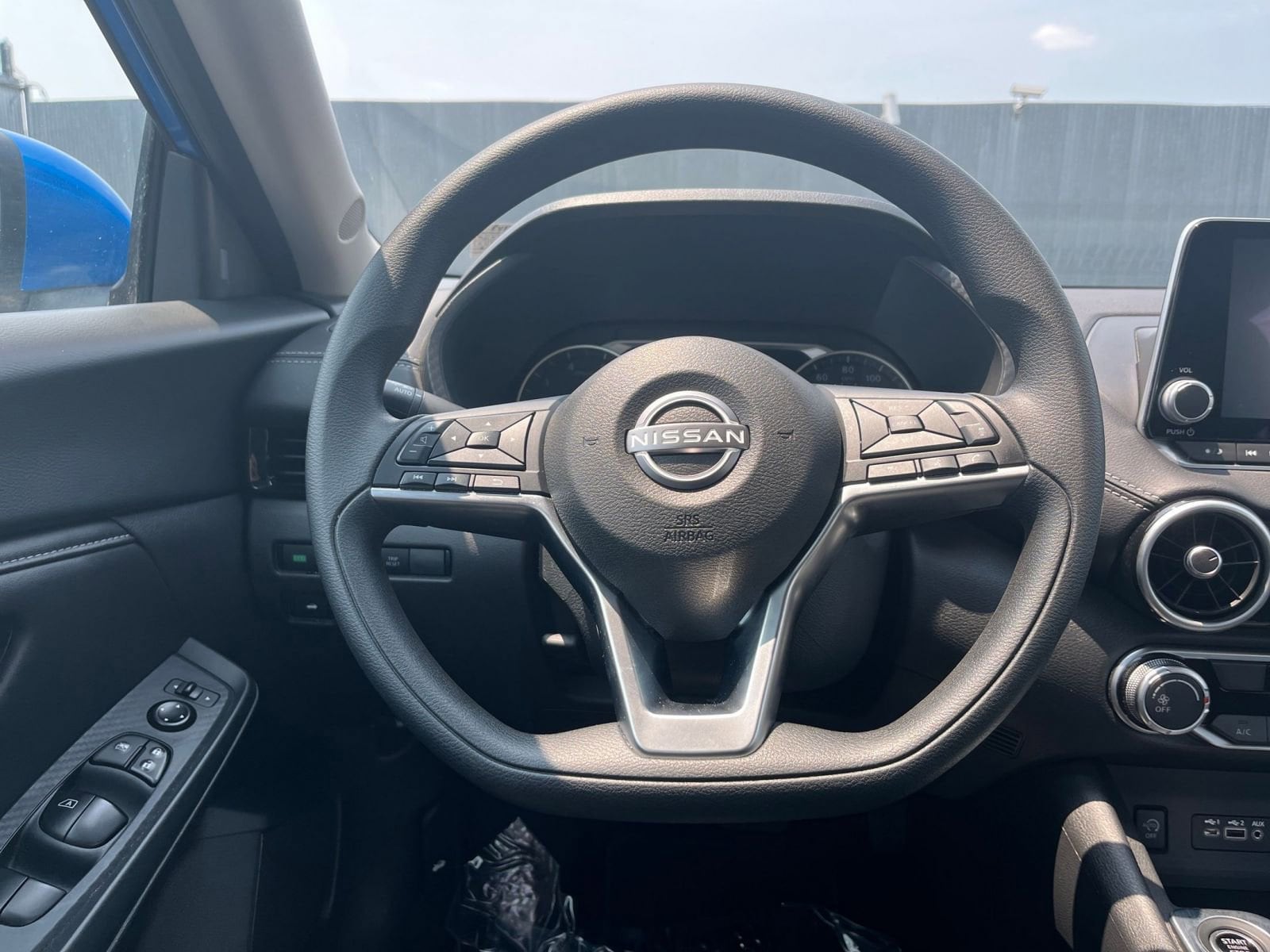 2024 Nissan Sentra SV 27