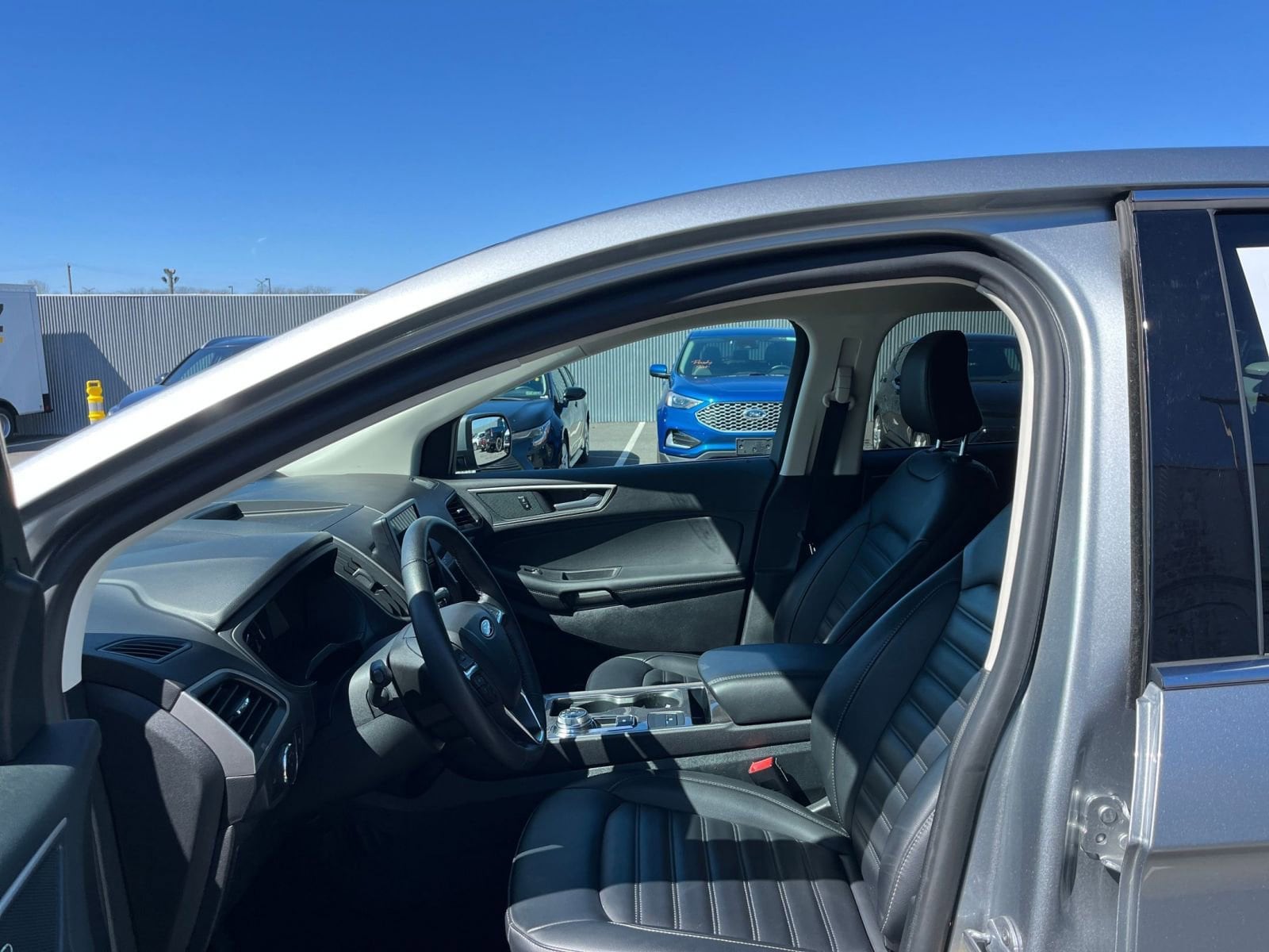 Thumbnail: 2024 Ford Edge - 26