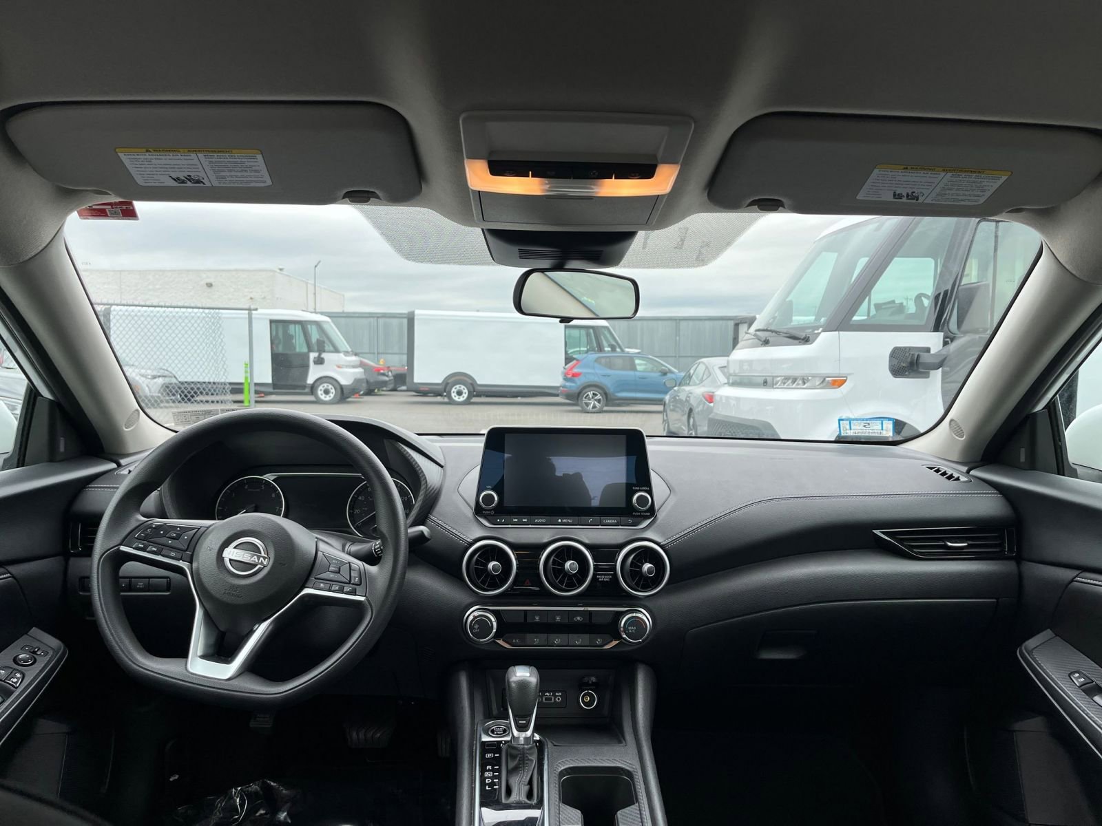 Thumbnail: 2024 Nissan Sentra - 32