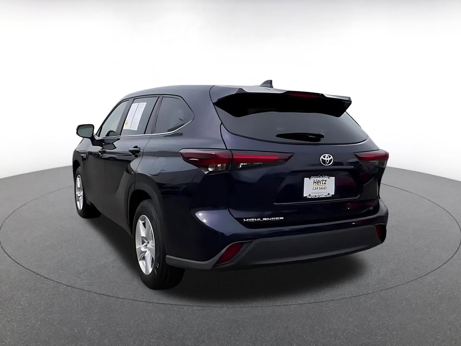 Thumbnail: 2025 Toyota Highlander - 10