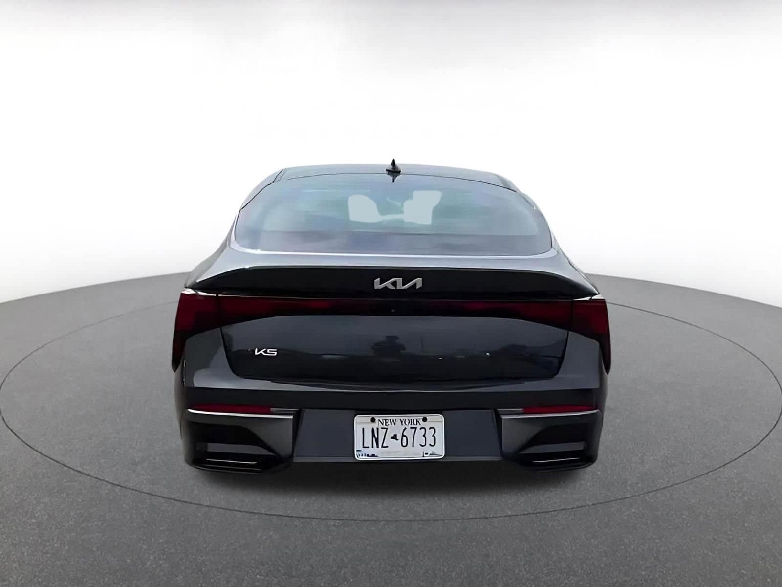Thumbnail: 2025 Kia K5 - 12