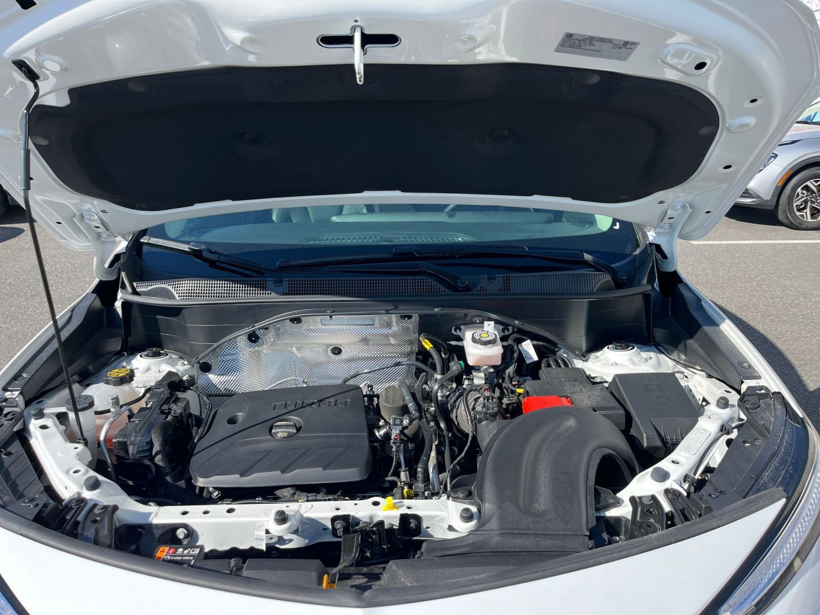 Thumbnail: 2025 Buick Encore GX - 32