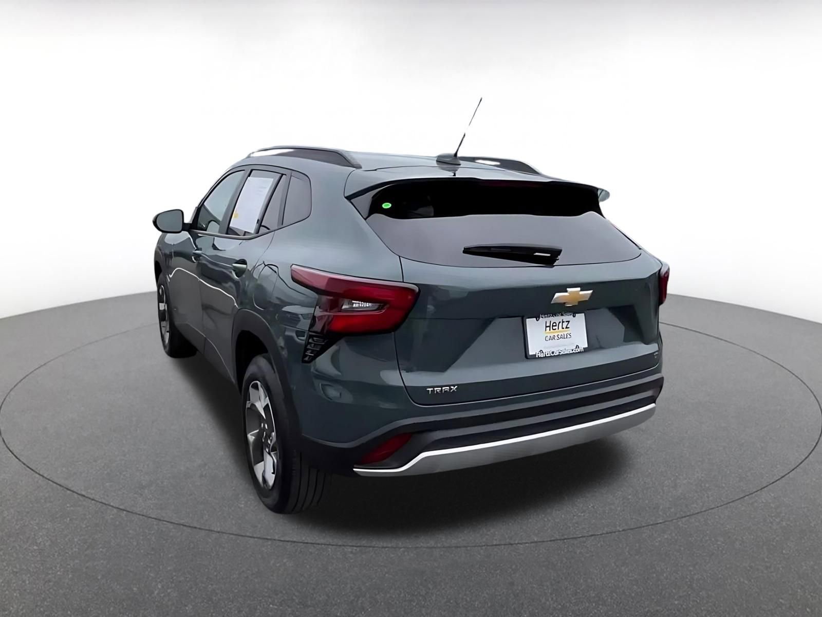 Thumbnail: 2025 Chevrolet Trax - 11