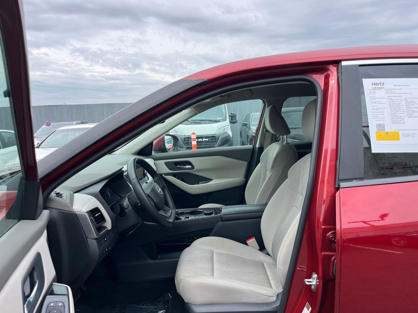 Thumbnail: 2025 Nissan Rogue - 29