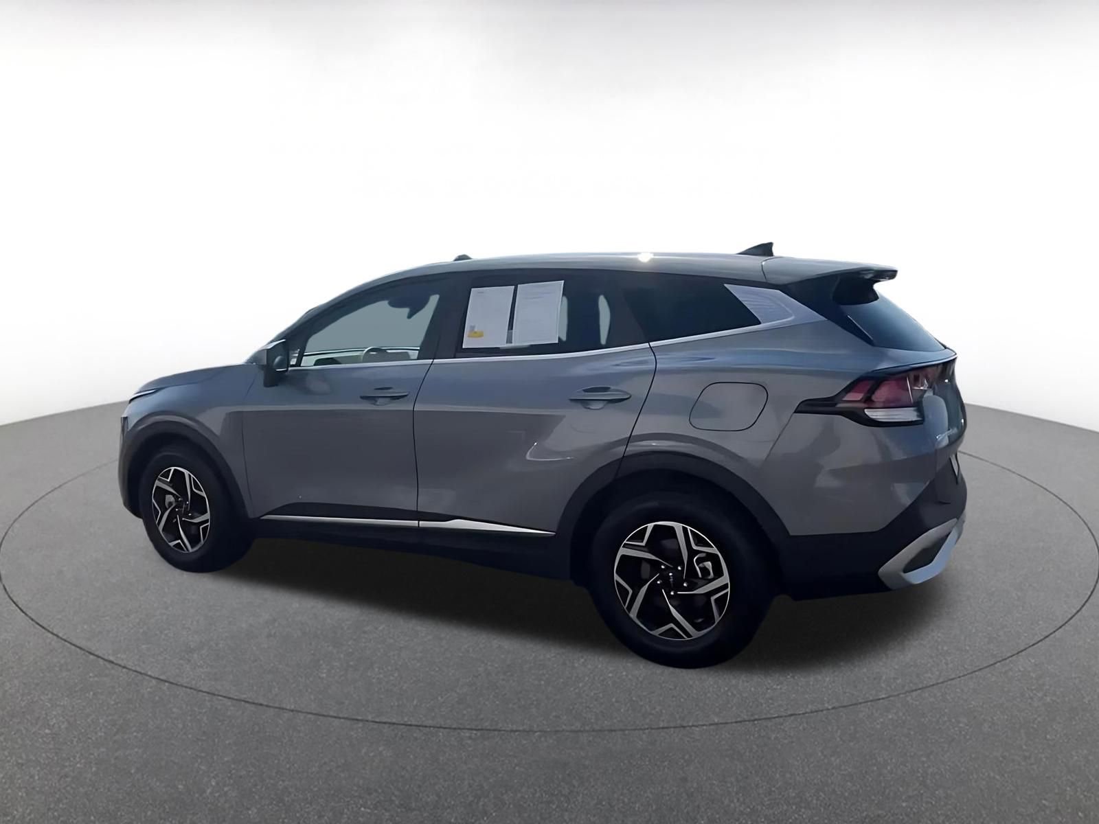 Thumbnail: 2025 Kia Sportage - 8