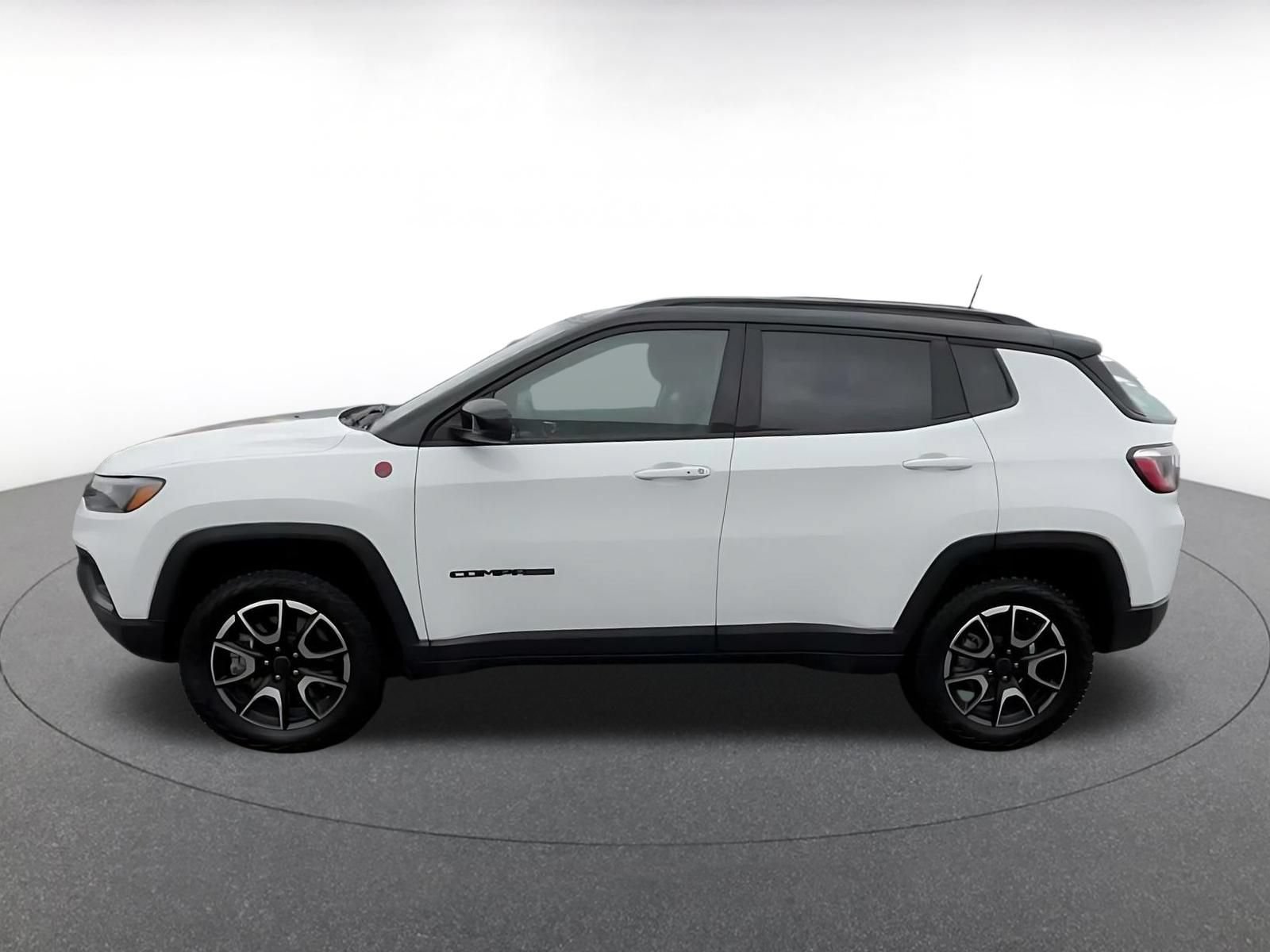 Thumbnail: 2026 Jeep Compass - 8