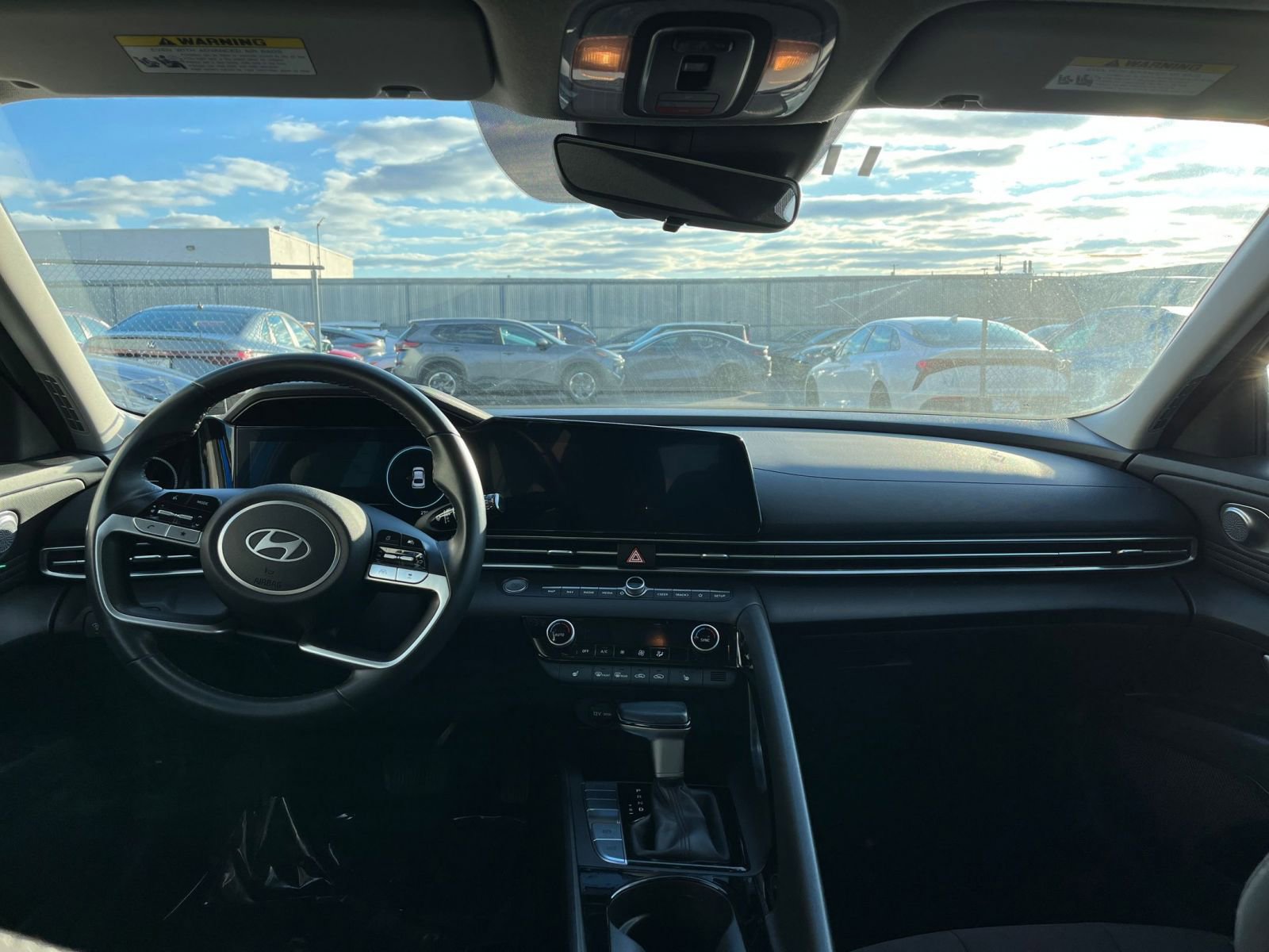 Thumbnail: 2025 Hyundai Elantra - 33