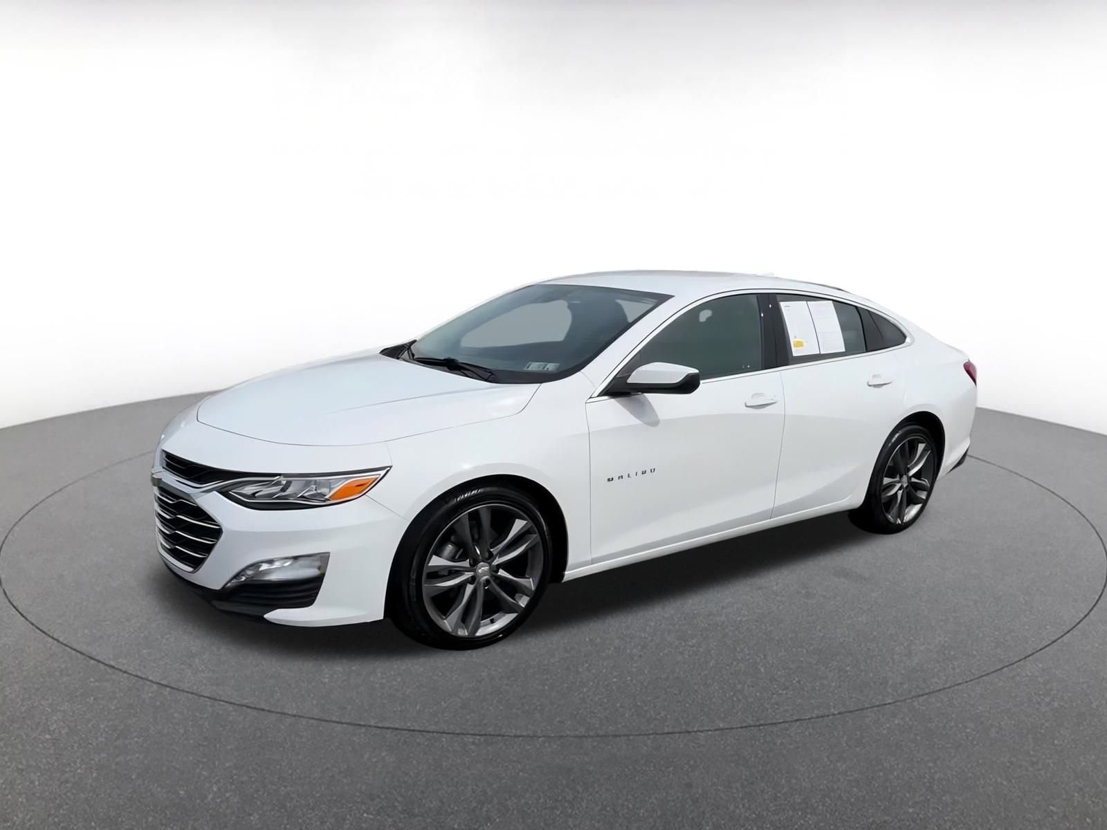 Thumbnail: 2024 Chevrolet Malibu - 7