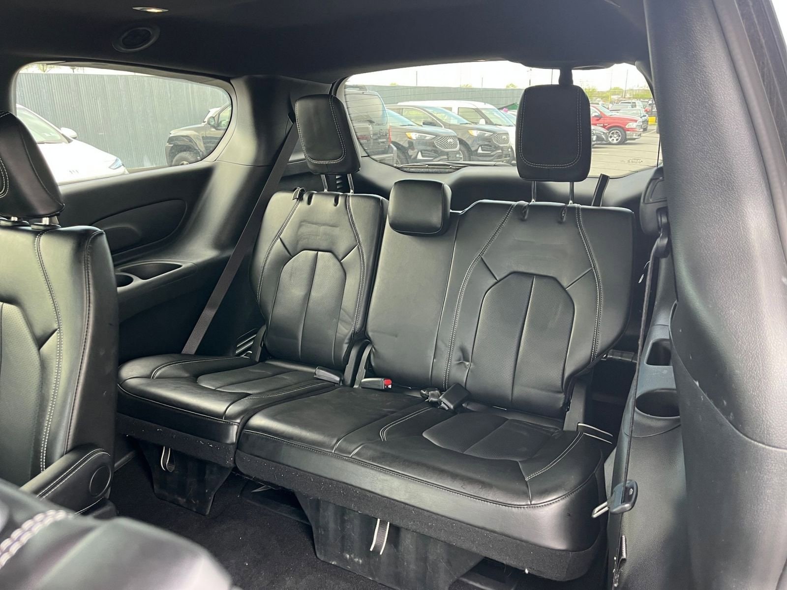 Thumbnail: 2025 Chrysler Pacifica - 31