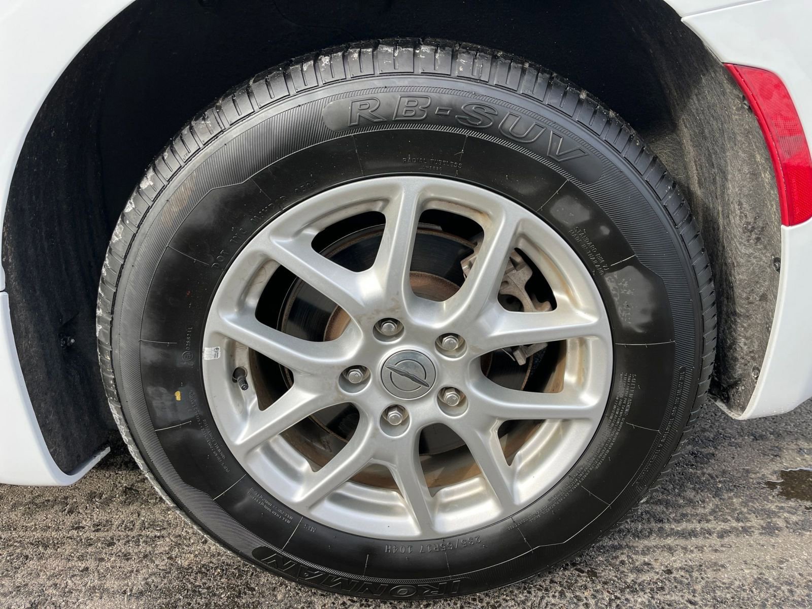 Thumbnail: 2023 Chrysler Pacifica - 31