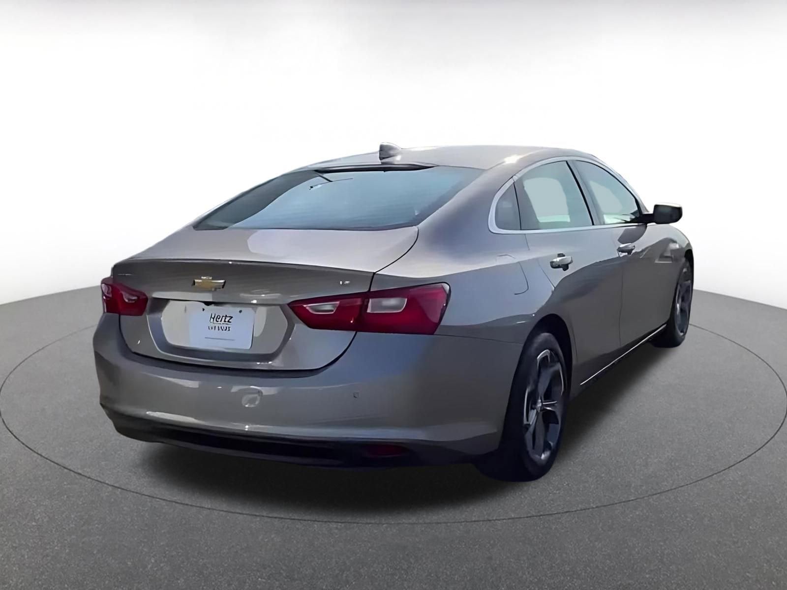 Thumbnail: 2024 Chevrolet Malibu - 13