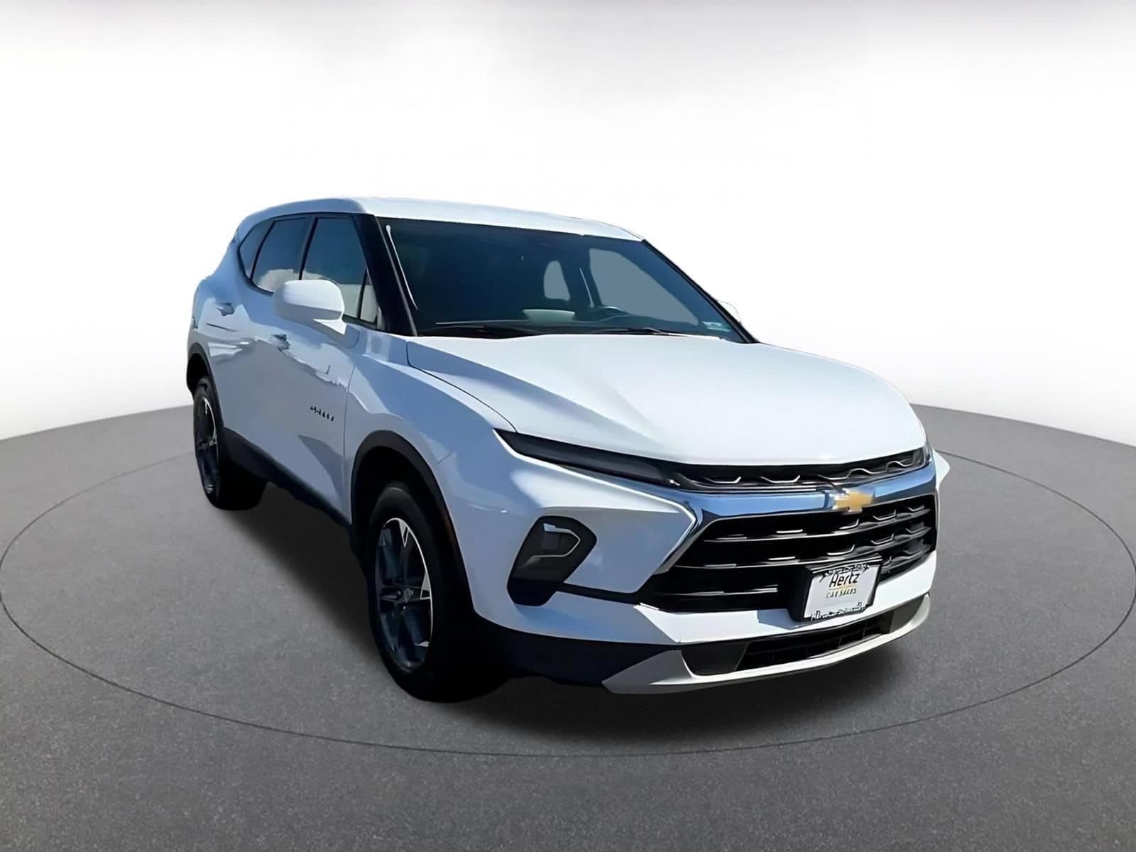 Thumbnail: 2025 Chevrolet Blazer - 3