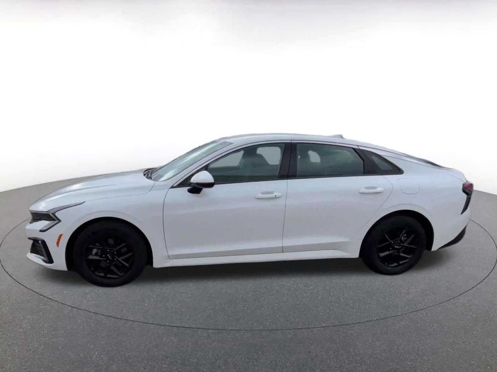 Thumbnail: 2025 Kia K5 - 8