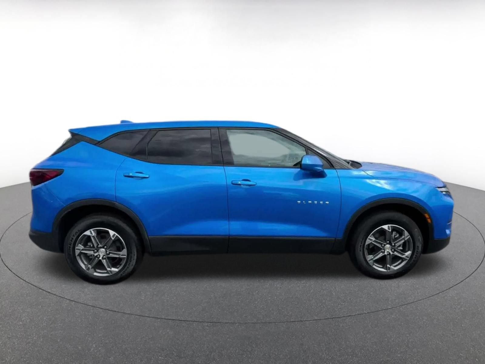 Thumbnail: 2025 Chevrolet Blazer - 16