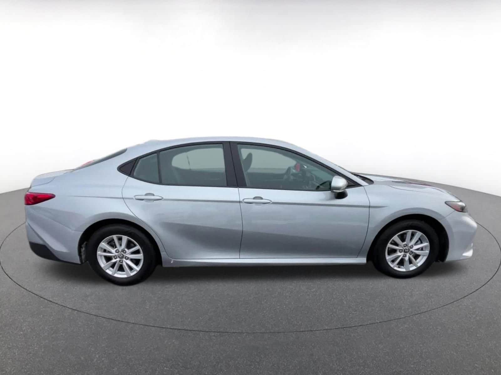 Thumbnail: 2025 Toyota Camry - 16