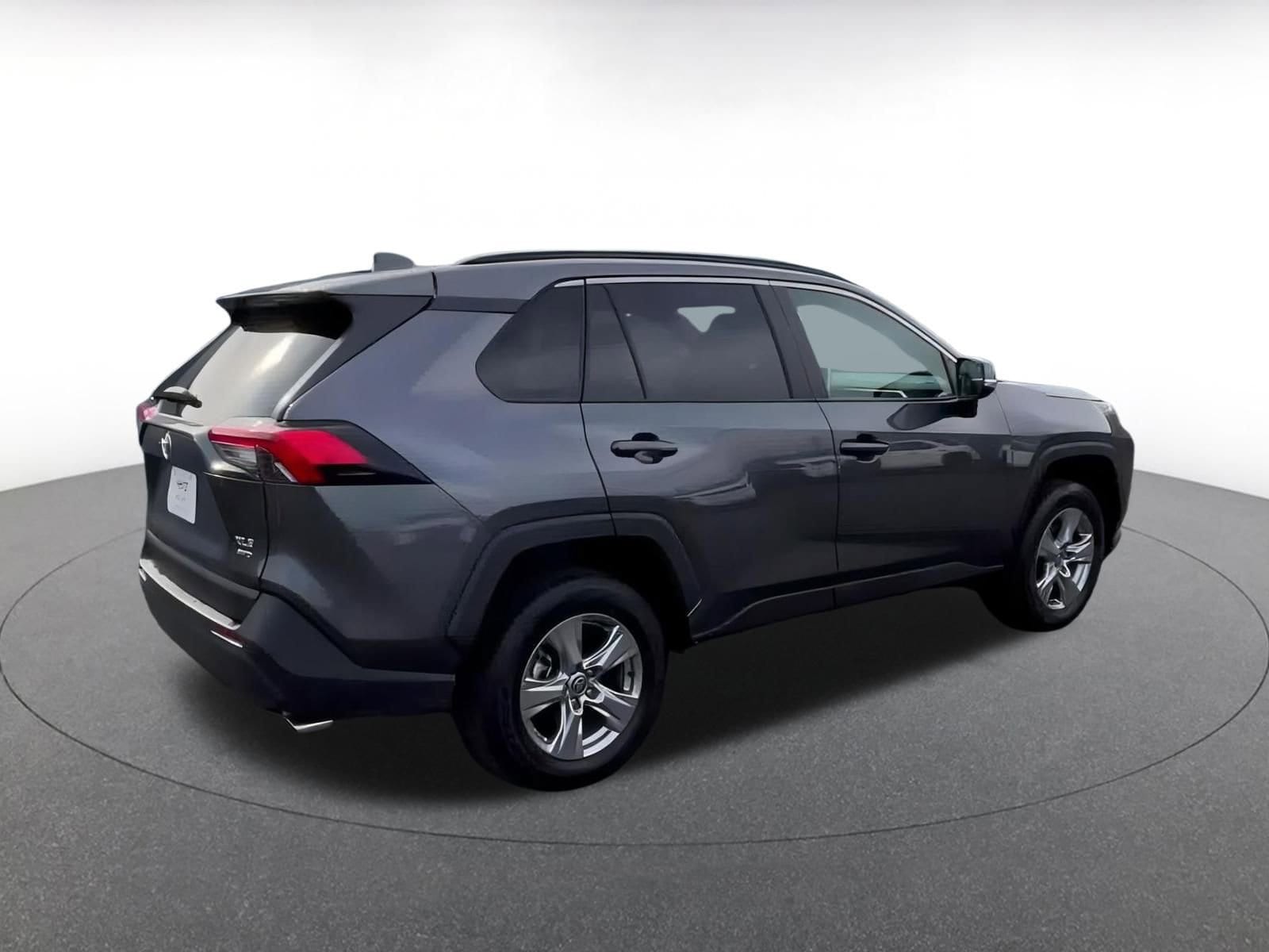 Thumbnail: 2025 Toyota RAV4 - 15