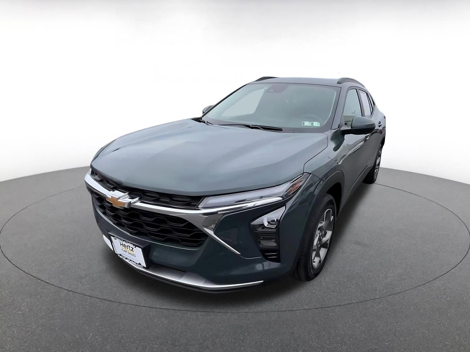 Thumbnail: 2025 Chevrolet Trax - 6