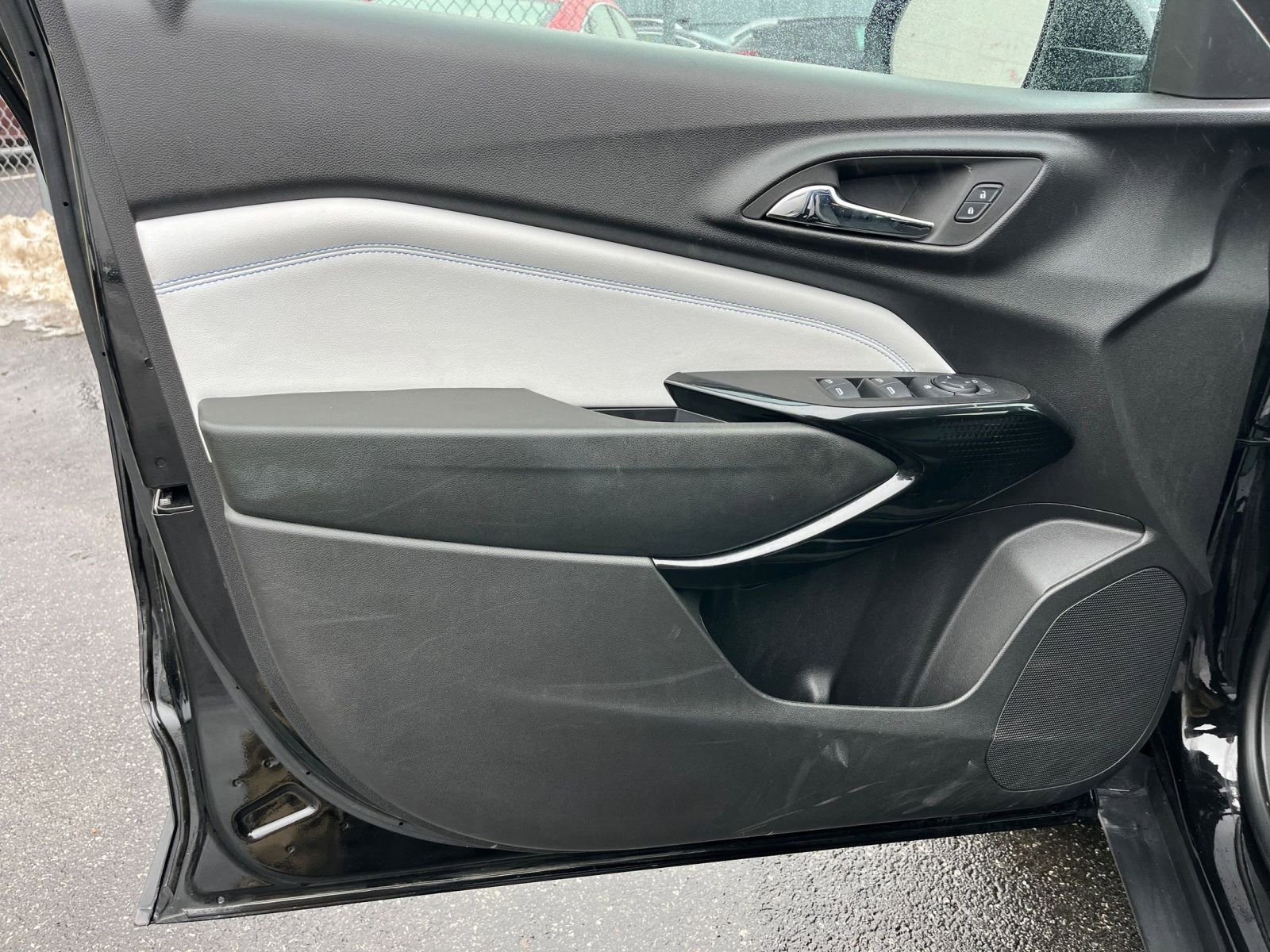 Thumbnail: 2025 Chevrolet Trax - 18