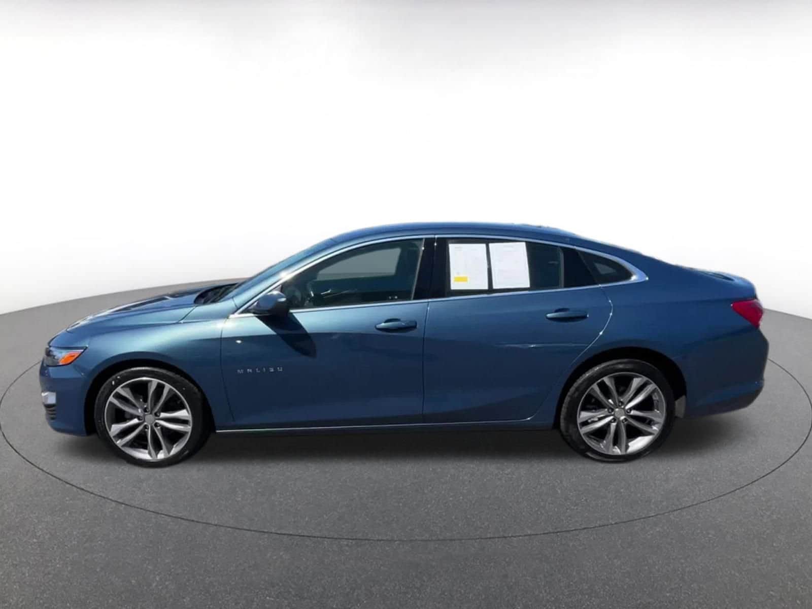 Thumbnail: 2024 Chevrolet Malibu - 8