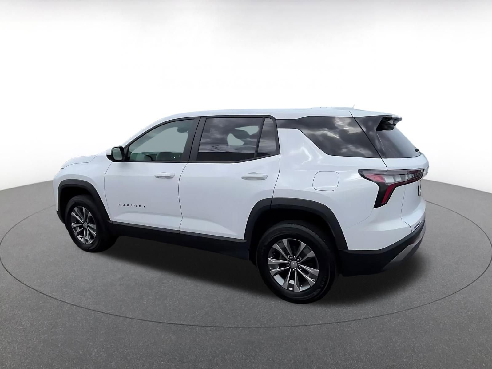 Thumbnail: 2025 Chevrolet Equinox - 10