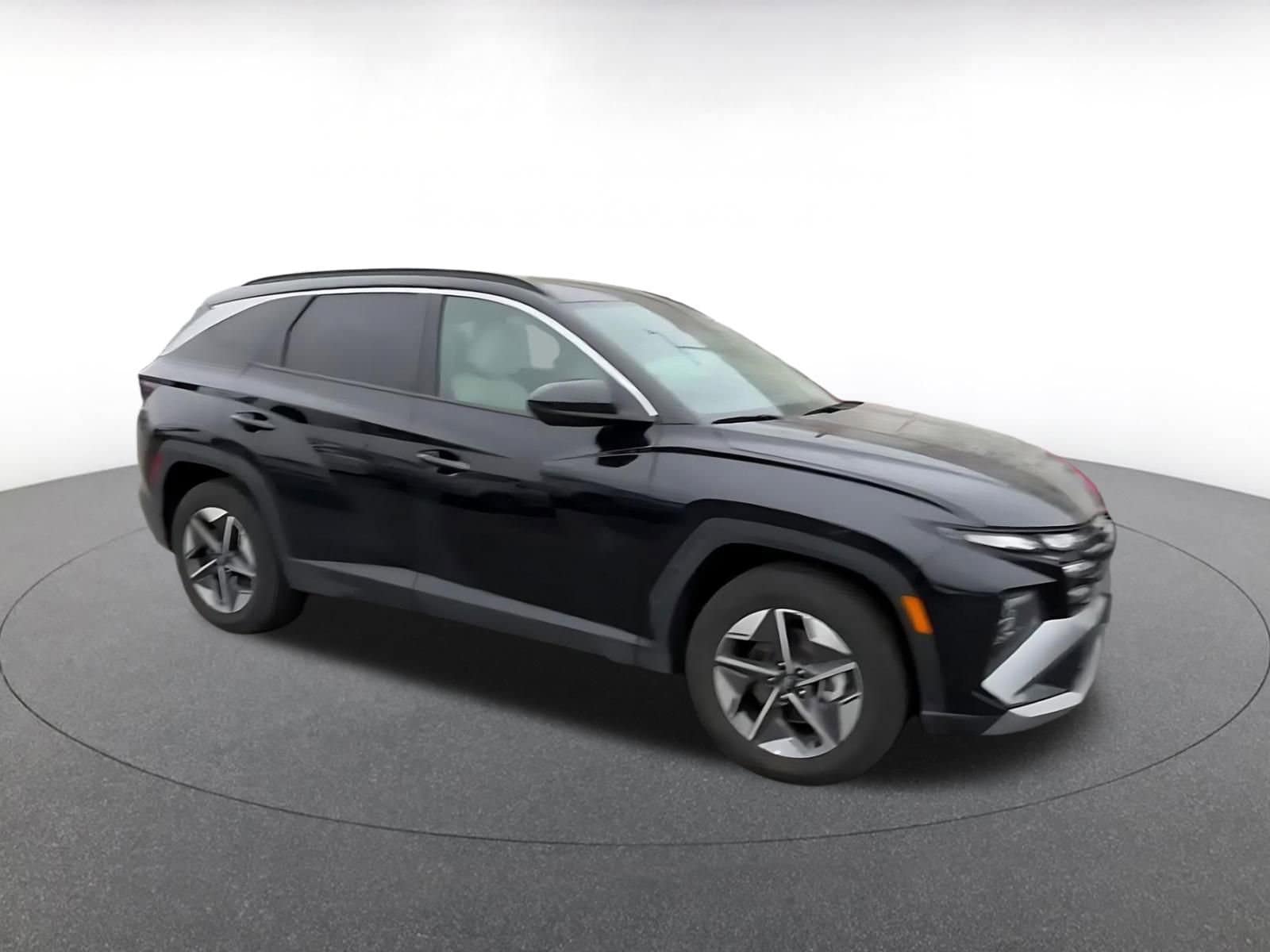 Thumbnail: 2025 Hyundai Tucson - 2