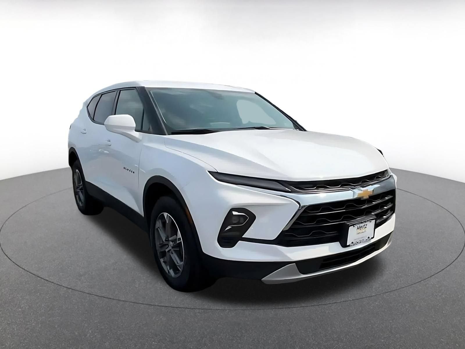 Thumbnail: 2025 Chevrolet Blazer - 3