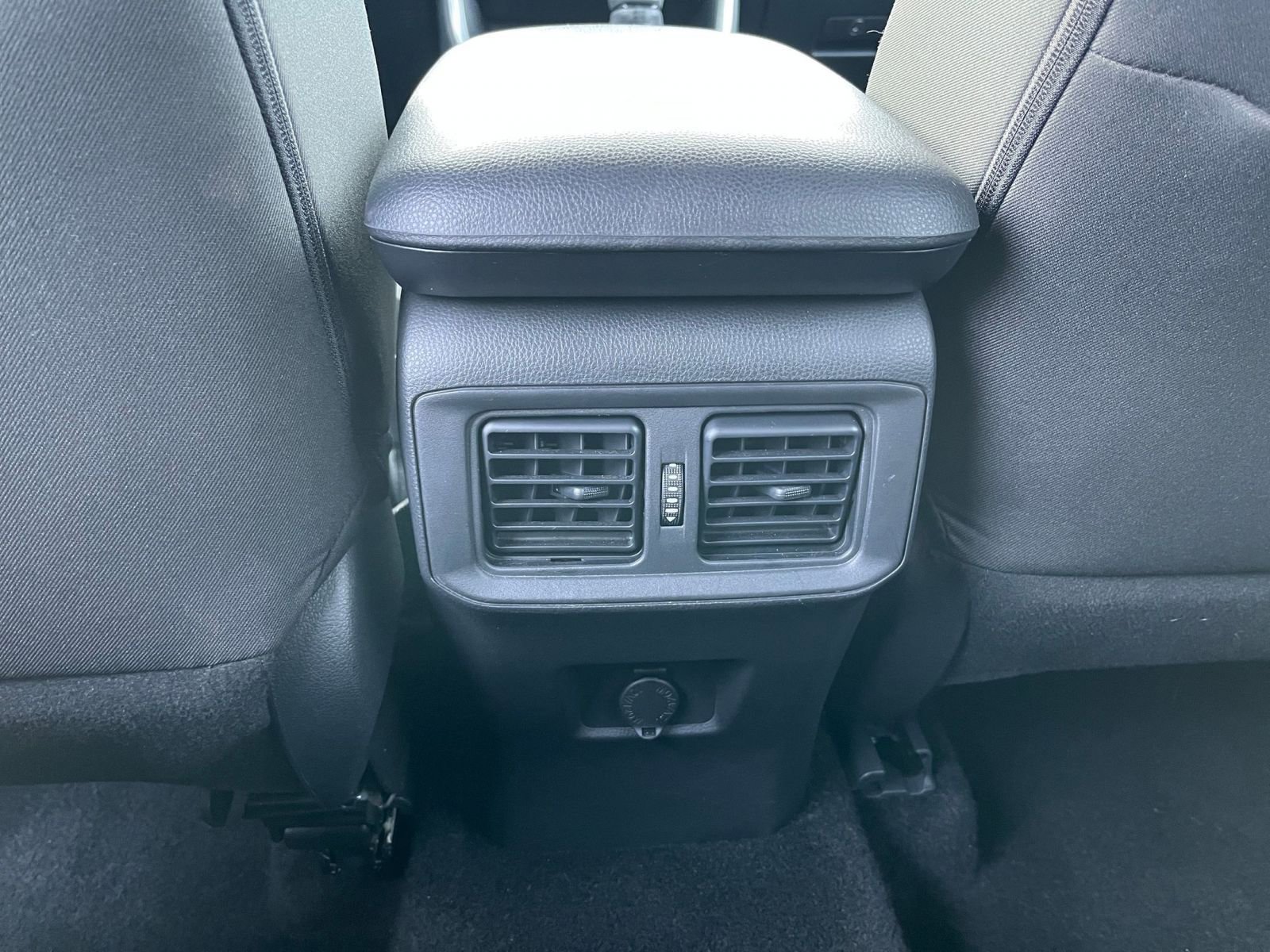 Thumbnail: 2025 Toyota RAV4 - 23