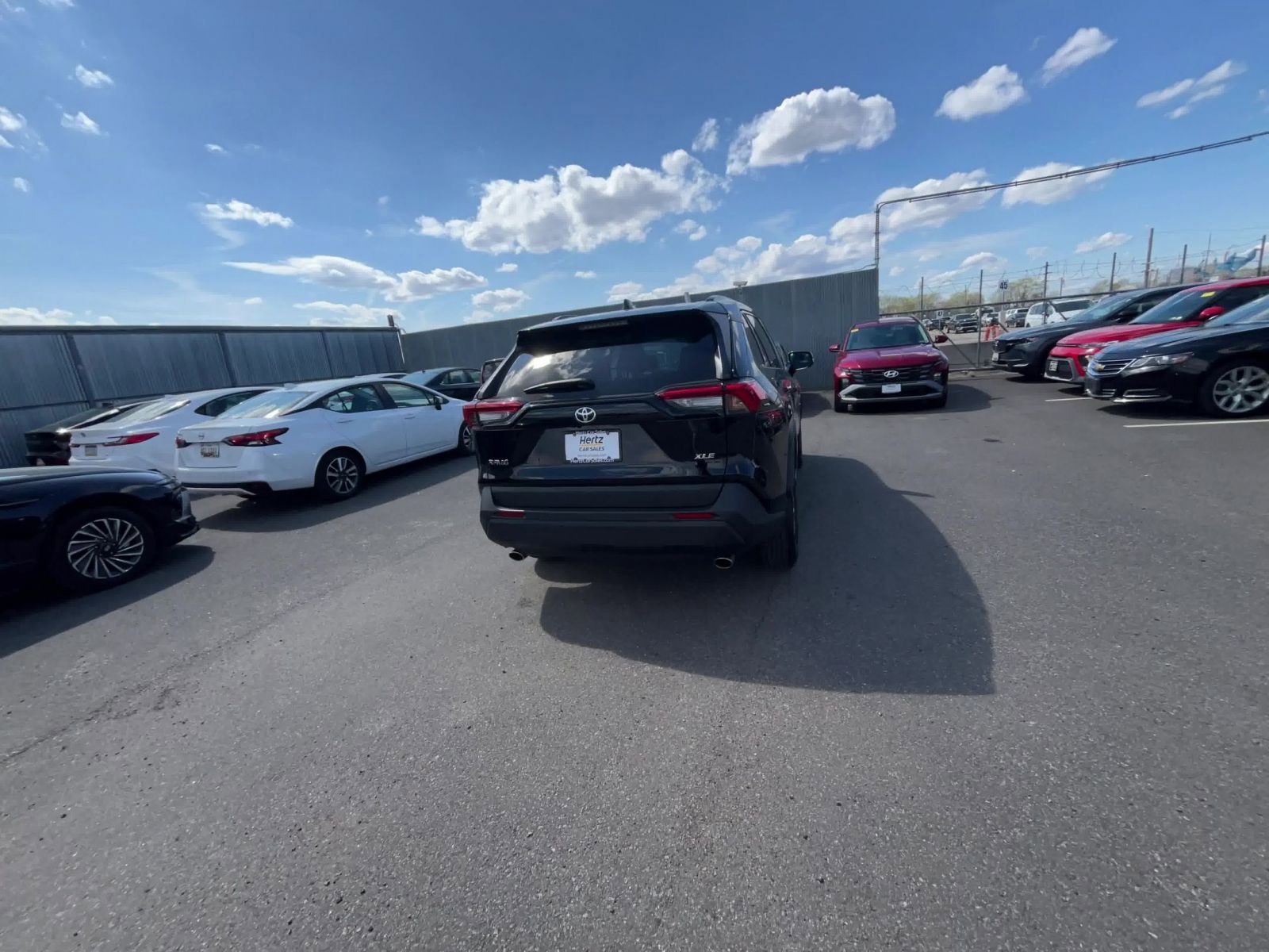Thumbnail: 2025 Toyota RAV4 - 16