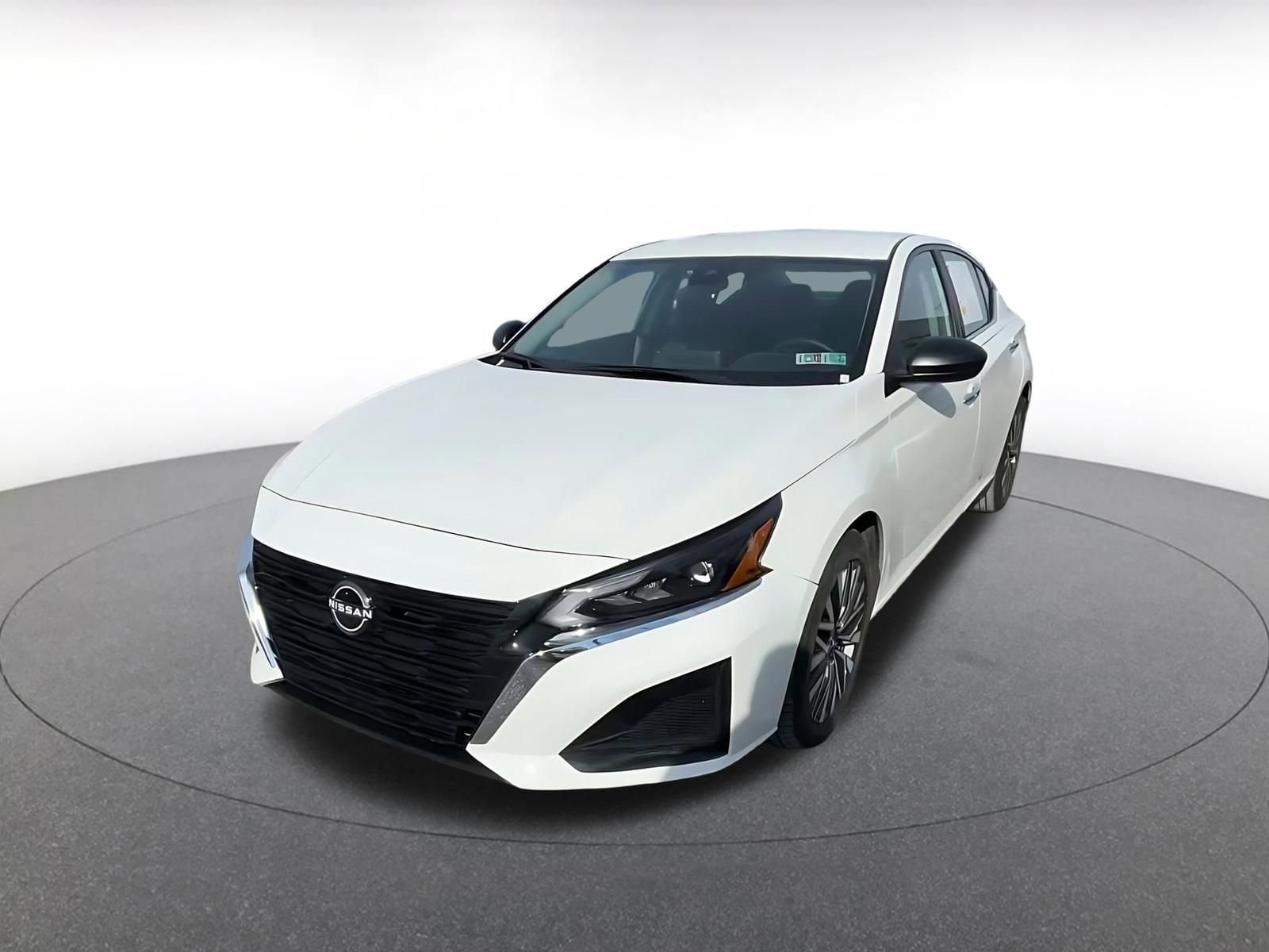 Thumbnail: 2025 Nissan Altima - 6