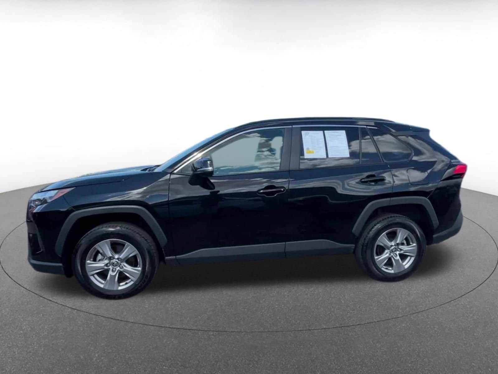 Thumbnail: 2025 Toyota RAV4 - 8