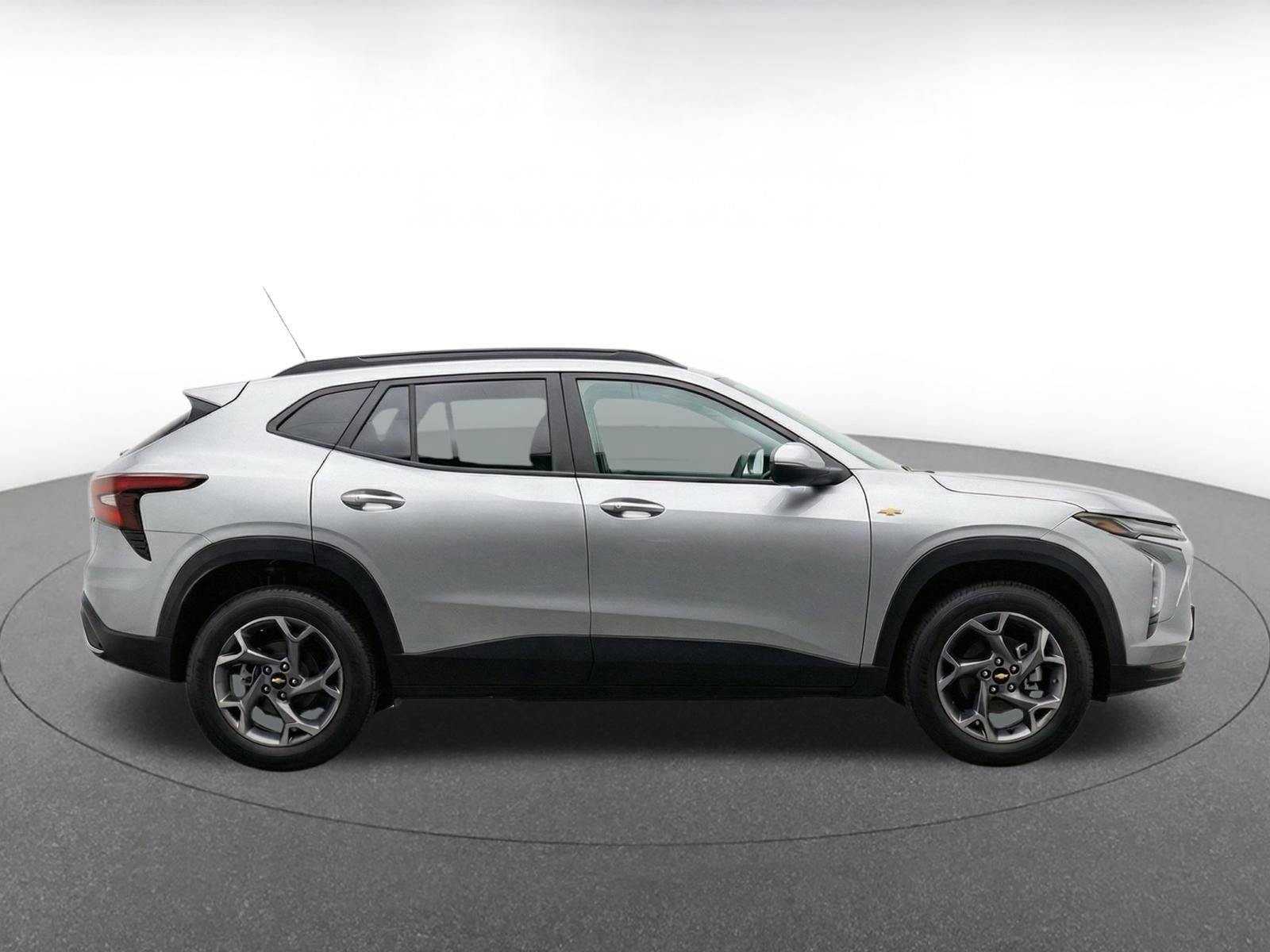 Thumbnail: 2025 Chevrolet Trax - 13