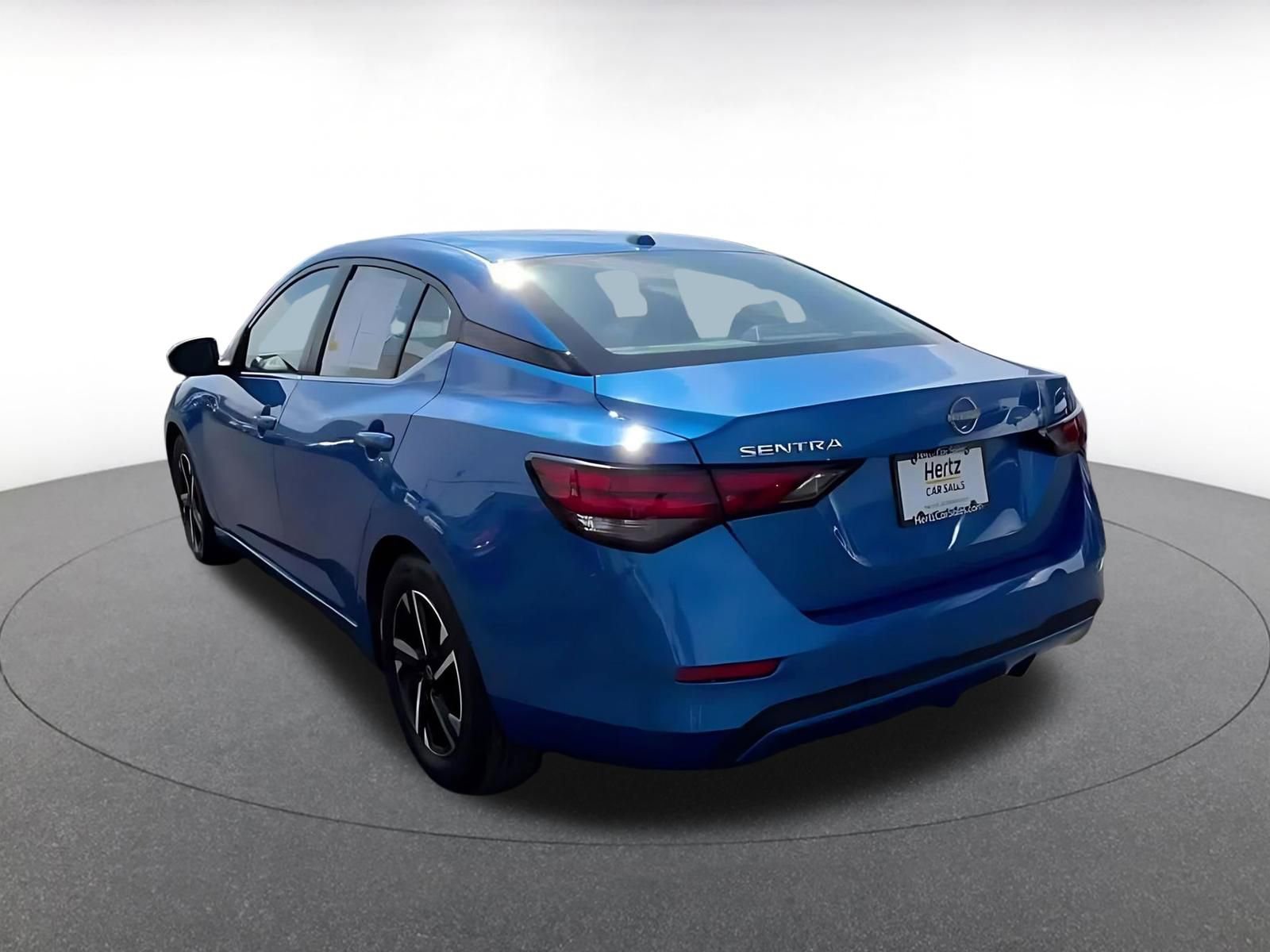 Thumbnail: 2025 Nissan Sentra - 11