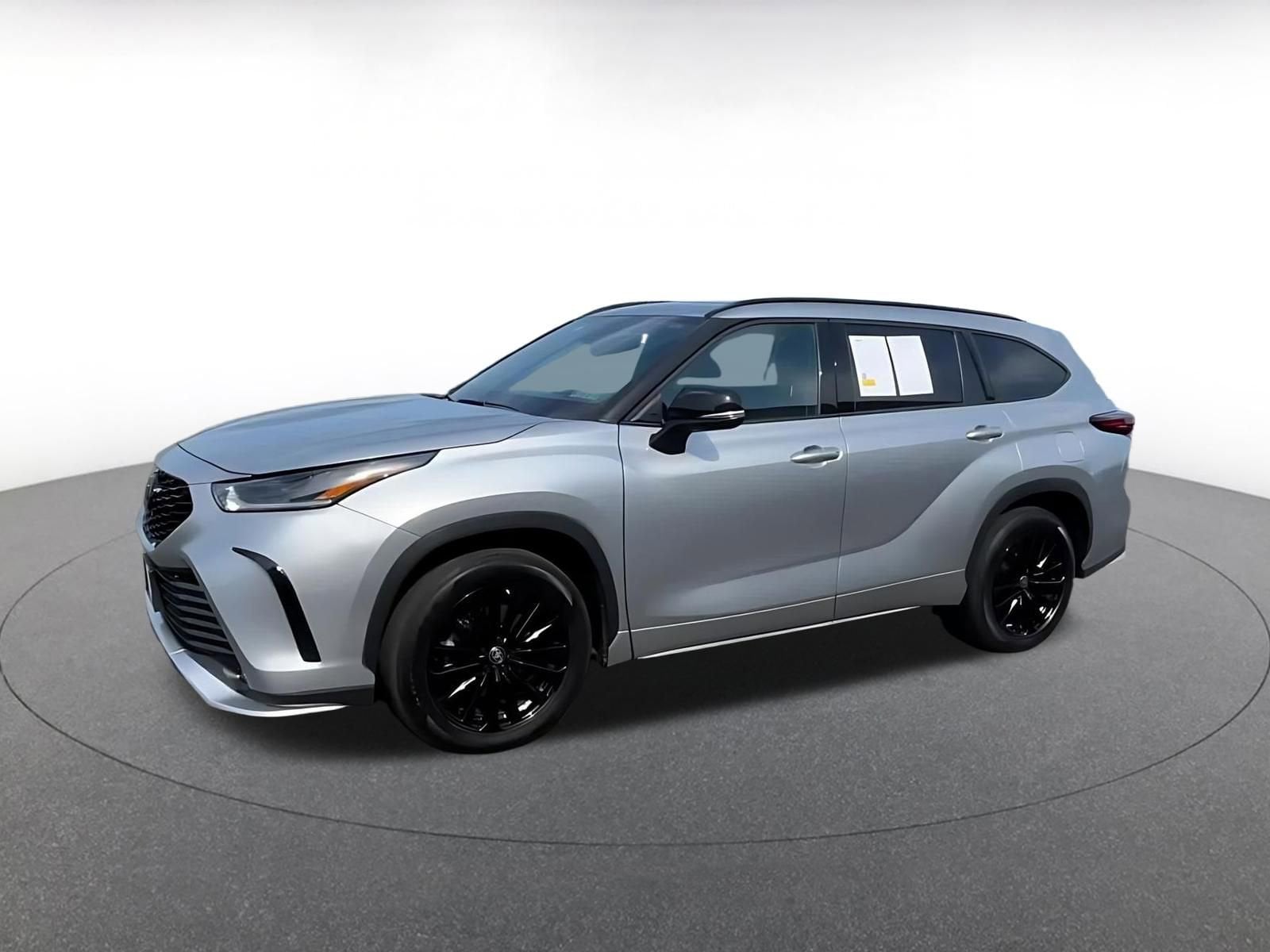 Thumbnail: 2025 Toyota Highlander - 7